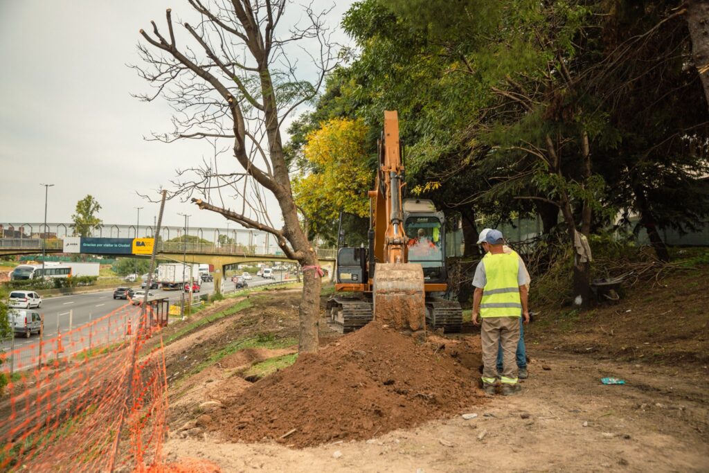 Avanza el Máster Plan Dellepiane: extensión del Metrobus en la AU 25 de Mayo y obra hidráulica en la Cuenca Cildañez