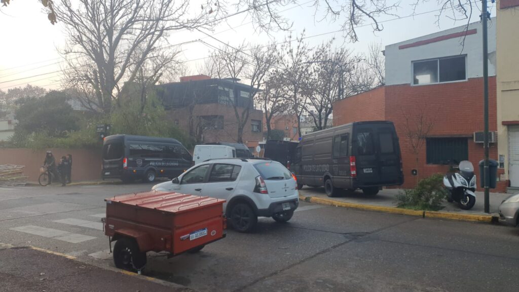 Demolición del centro de jubilados en Parque Saavedra: pedido de informes, reunión de vecinos y un comunicado que refuta dichos del GCBA