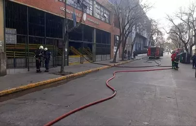 Incendio en escuela de Parque Chacabuco