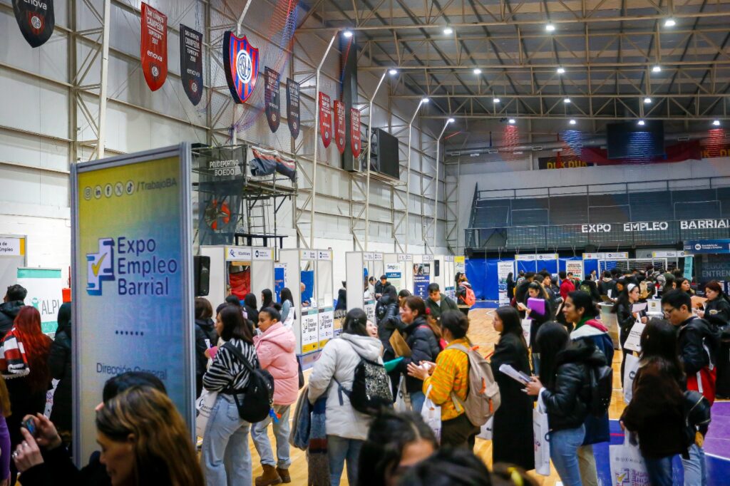 Nueva Expo Empleo Barrial en Chacarita con más de 450 ofertas laborales