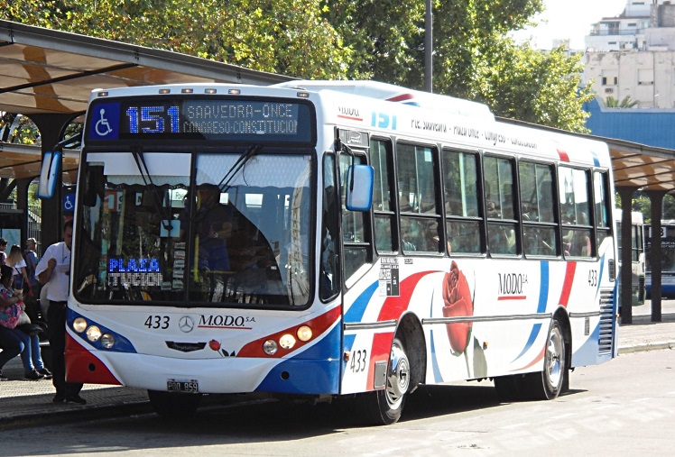 Confirman que la línea 151 de colectivos se fusiona con la 90 y tendrá cuatro recorridos