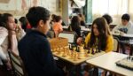 Cada sábado más de 180 chicos participan en los torneos escolares de ajedrez