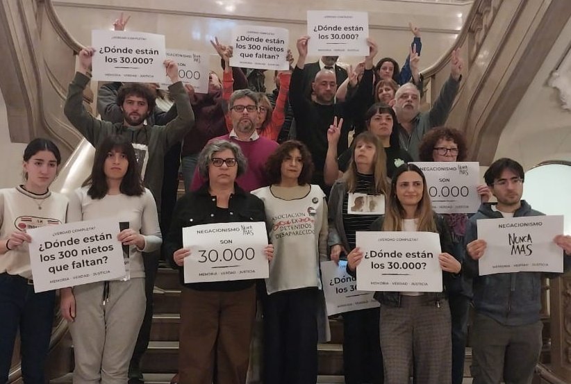 LLA organizó un acto en la Legislatura por el Operativo Independencia y hubo una protesta