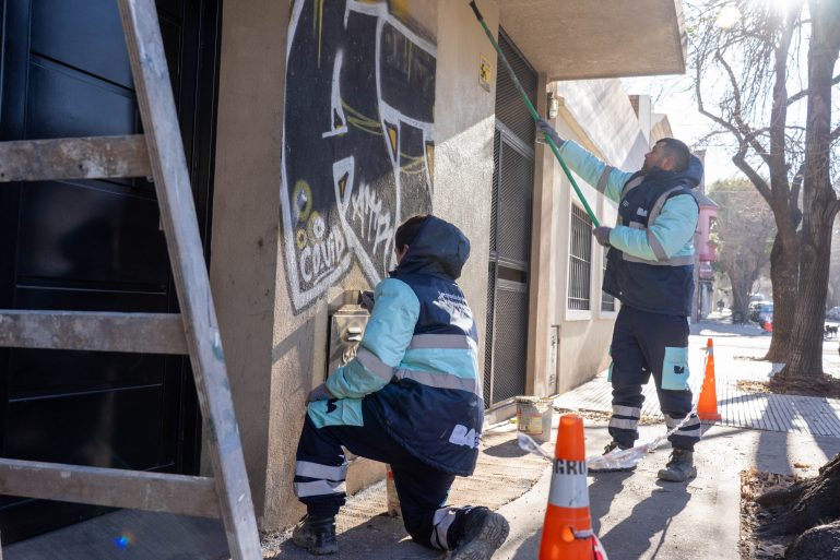 La Ciudad recuperó más de 12 mil frentes vandalizados