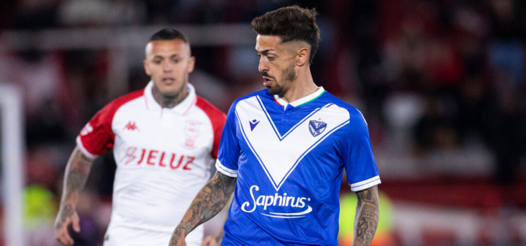 Vélez y un empate con carácter en el Ducó