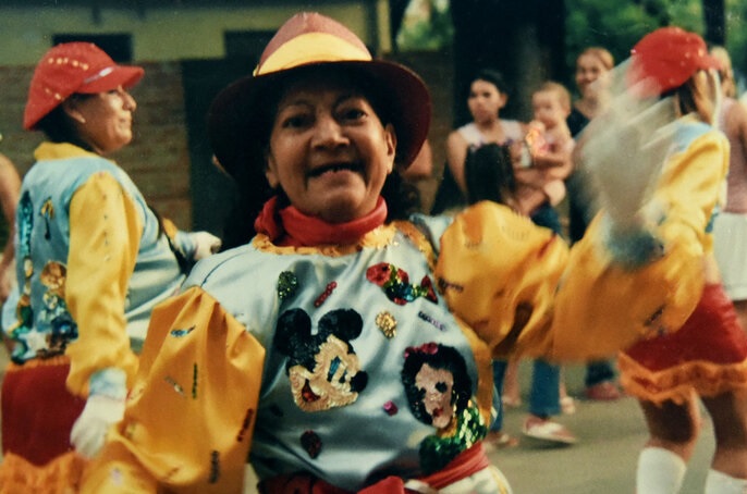 Conmemoran el Día de la Mujer Murguera en memoria de Marta Conde, vecina de Saavedra e integrante de Los Reyes del Movimiento