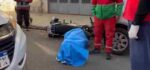 Almagro: un hospitalizado tras un choque entre un auto y una moto en Tucumán y Billinghurst