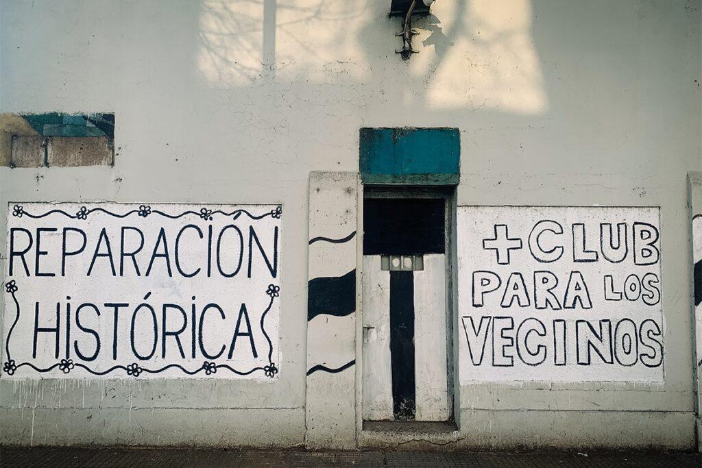 Primera Feria del Libro de Floresta por el Predio Rocca