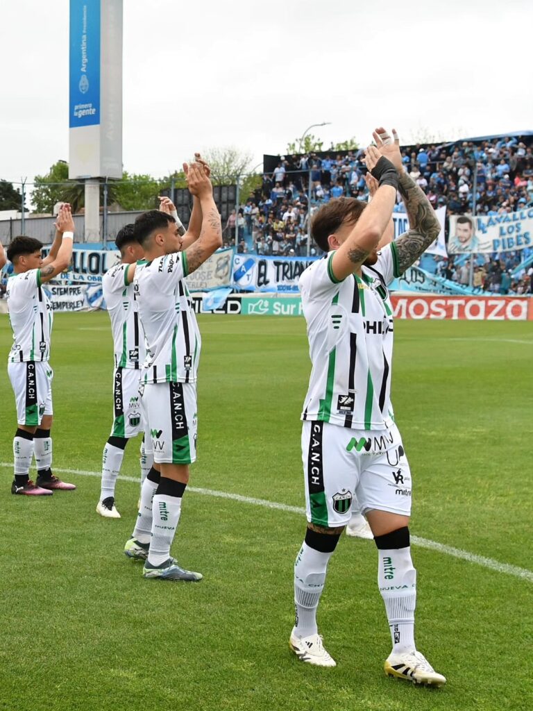 Chicago cerró el año con una dura derrota ante Temperley