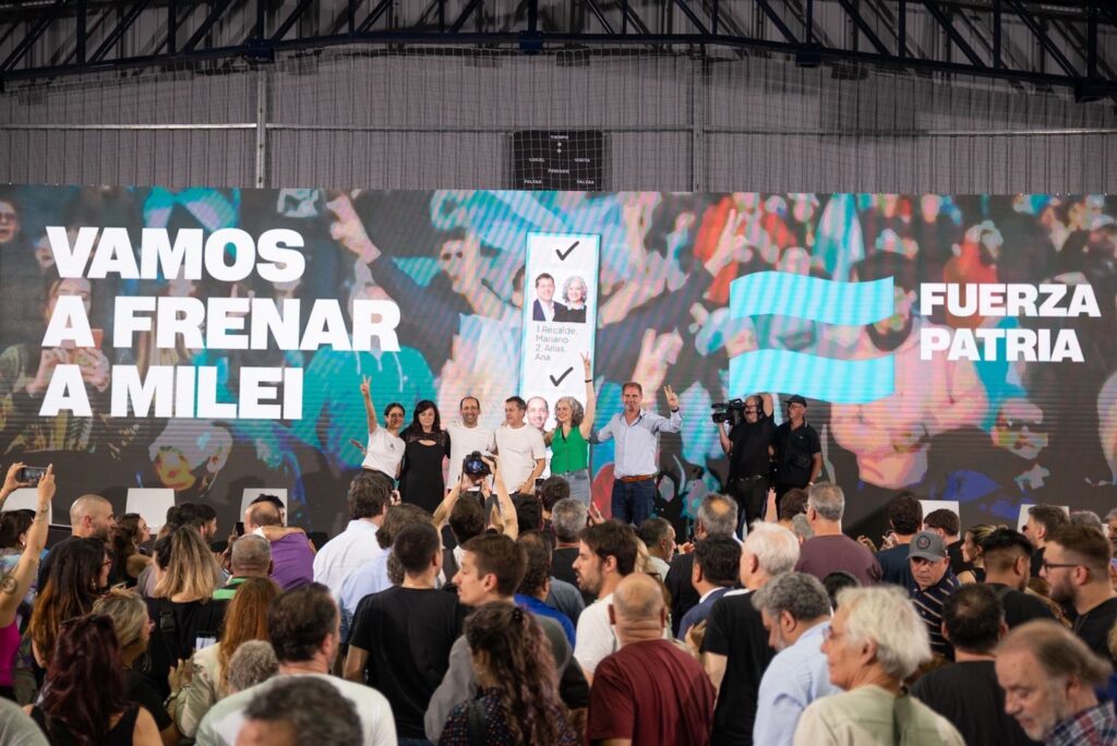 Fuerza Patria cerró la campaña de CABA en Nueva Pompeya para “frenar la motosierra”: “Necesitamos que todos vayan a votar”