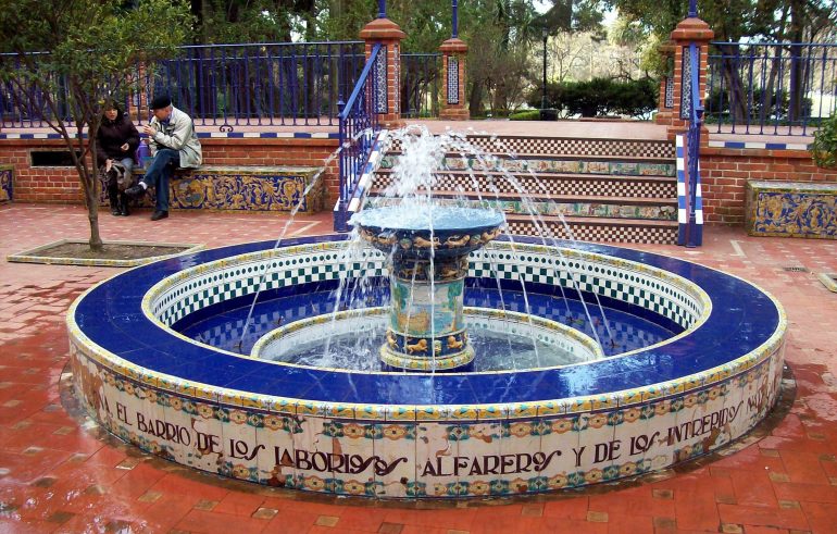El Patio Andaluz del Rosedal recupera su esplendor tras una restauración integral