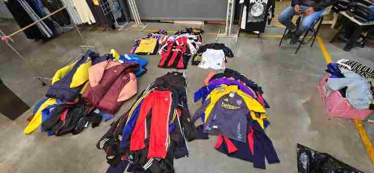 Once: secuestraron ropa falsificada valuada en $69.000.000 e imputaron a 14 personas