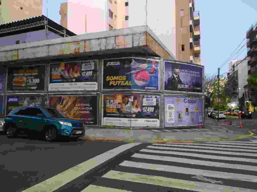 Cerraron dos estaciones de servicio en la zona del Abasto