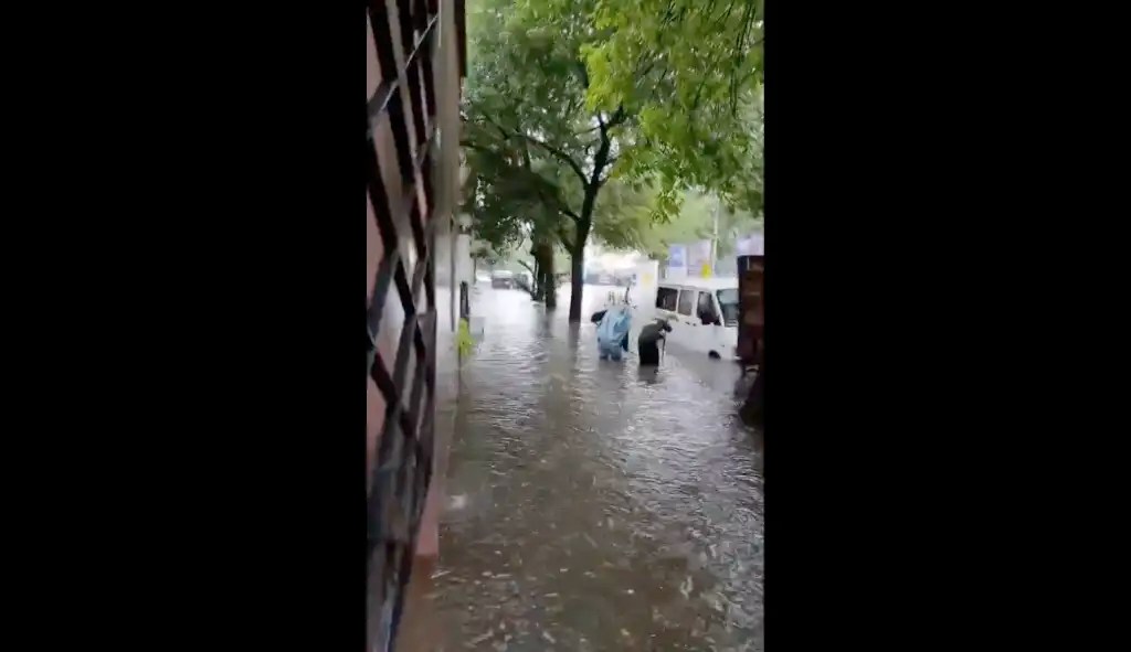 Temporal en Saavedra: se registraron calles anegadas e inundaciones