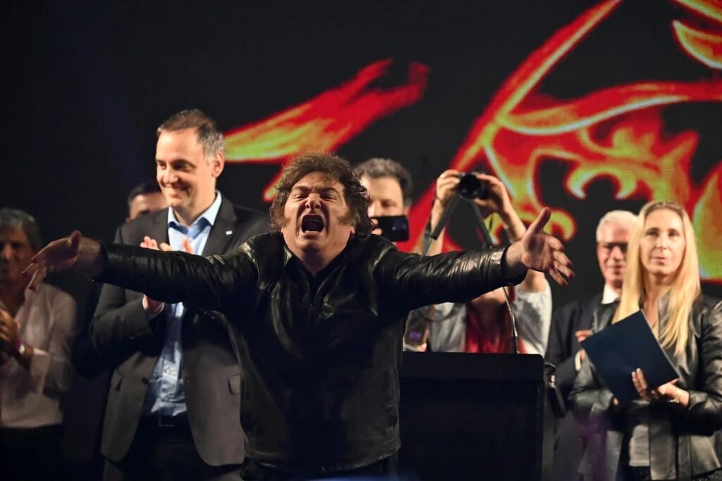 Asambleas porteñas protestarán en Corrientes y Dorrego ante el recital de Milei en el Movistar Arena de Villa Crespo