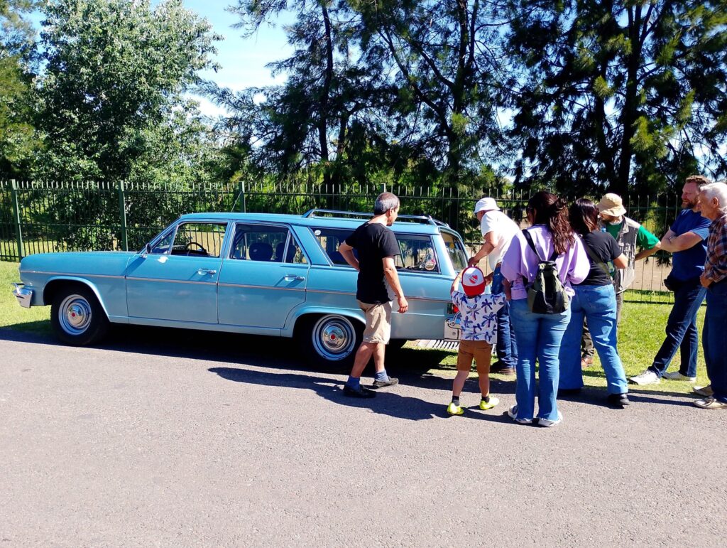 Mitín fierrero: celebraron el encuentro anual “Rambler Argentina” en Parque Sarmiento
