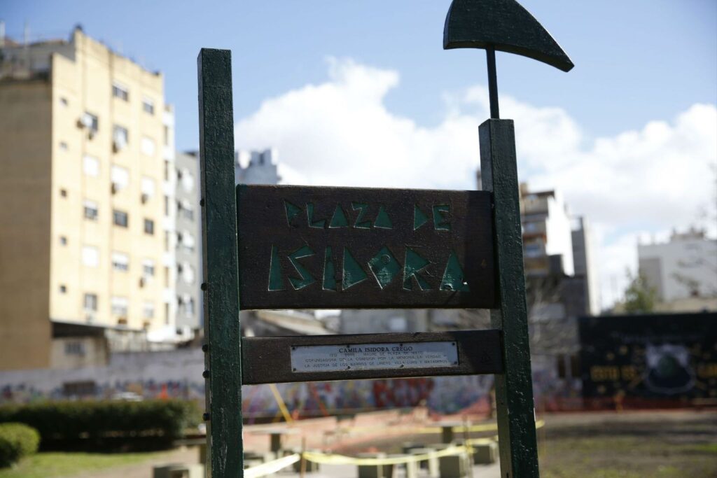 Por los viejos amores que no están