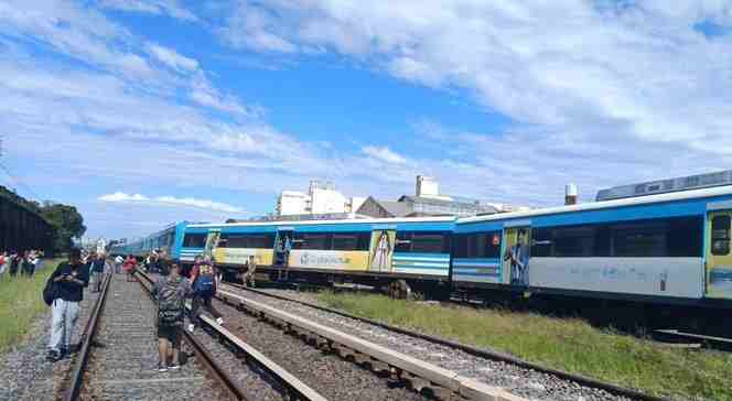 Trenes Argentinos, tras el descarrilamiento en Liniers del Sarmiento: avanza la causa judicial, se trabaja en los “daños ocasionados por el descalce” y se espera que no haya demoras