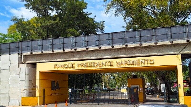 La colonia para personas con discapacidad en Parque Sarmiento incorpora espacios sobre TEA y para niños sin control de esfínteres