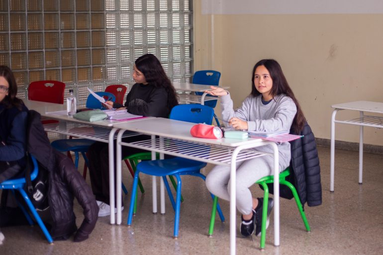 Se achica en la secundaria la brecha de género en Matemática