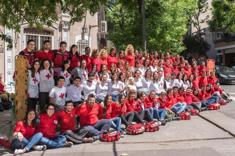 Cursos de primeros auxilios en la Cruz Roja Argentina filial Saavedra