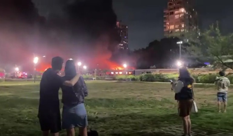 Voraz incendio en Colegiales