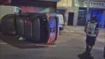 Villa Luro: una mujer volcó con su camioneta tras chocar a un auto estacionado en la avenida Rivadavia