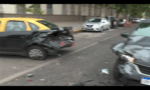 Triple choque en Mataderos: Renault Logan embiste dos autos a alta velocidad, conductor sospechado de ebriedad
