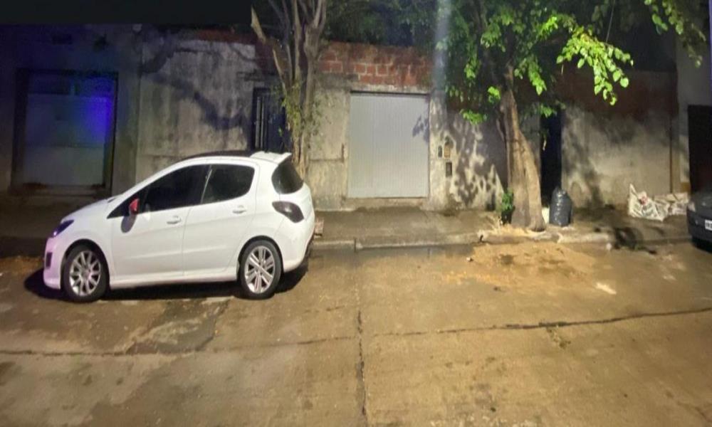 Hombre araña frustrado: Policía de la Ciudad atrapa a ladrón reincidente escalando casa en una casa de Pompeya