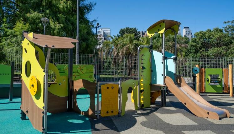 Palermo: Se renovó uno de los patios de juegos del Parque Las Heras