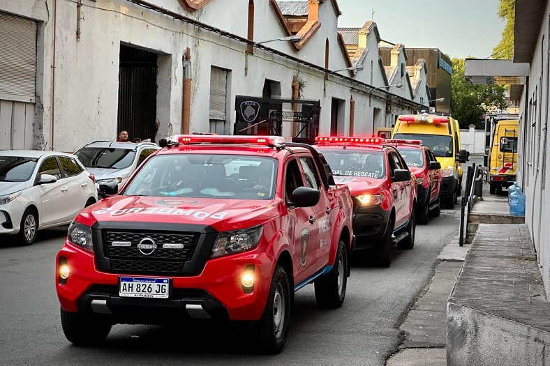 La Ciudad de Buenos Aires envió bomberos y brigadistas para combatir los incendios en Chubut