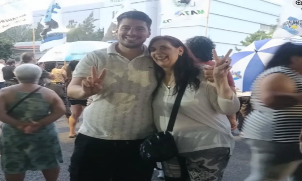 Lautaro Eviner en el acto por los 67 años de la toma heroica del Frigorífico Lisandro de la Torre