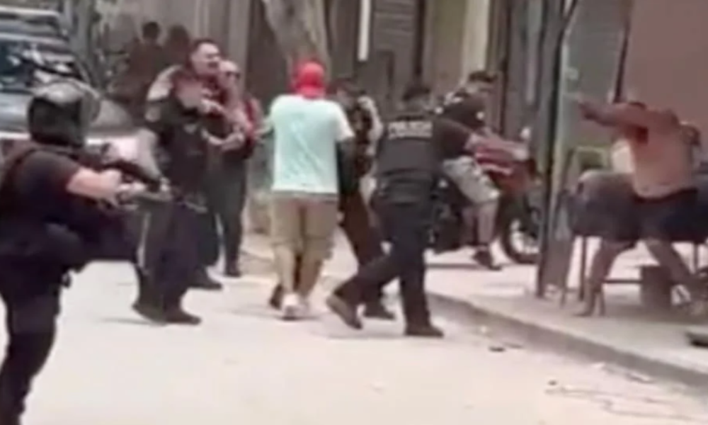 Curas villeros claman por justicia tras muerte policial en Nochebuena: “No más cacerías en las villas”