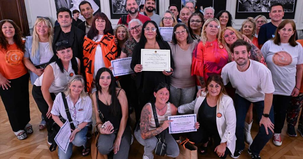 Reconocimiento a la Asociación Civil “Madres en Lucha por una Juventud Despierta”