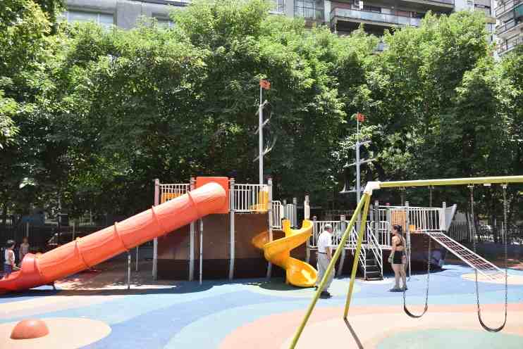 Renovación en la Plaza Primero de Mayo en Balvanera