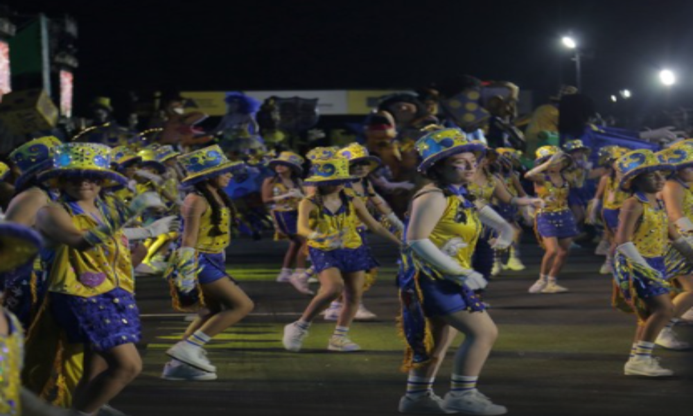 Carnaval porteño en el autódromo Galvez