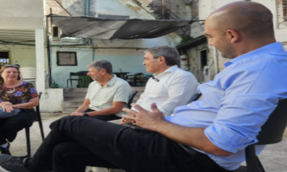 Fernán Quirós visitó Casa Masantonio y reforzó el trabajo conjunto para asistir a personas en extrema vulnerabilidad