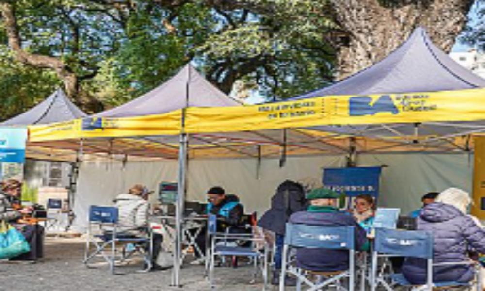 “Más servicios en tu barrio” llega a Parque Patricios con trámites, vacunación y asesoramiento gratuito
