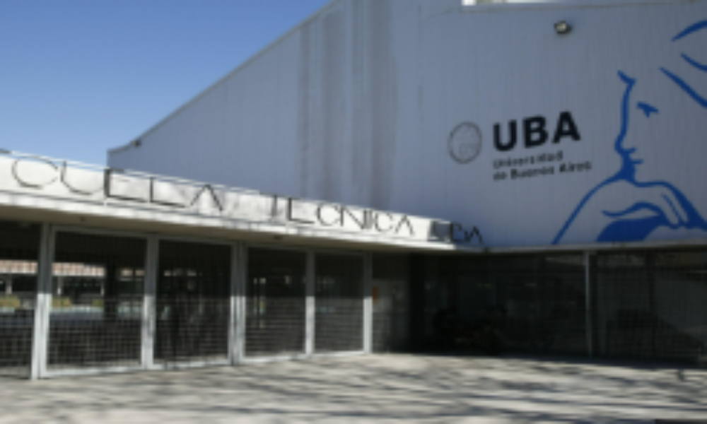 La Escuela Técnica de la UBA en Villa Lugano: formación en TIC y Mecatrónica con más de 500 estudiantes