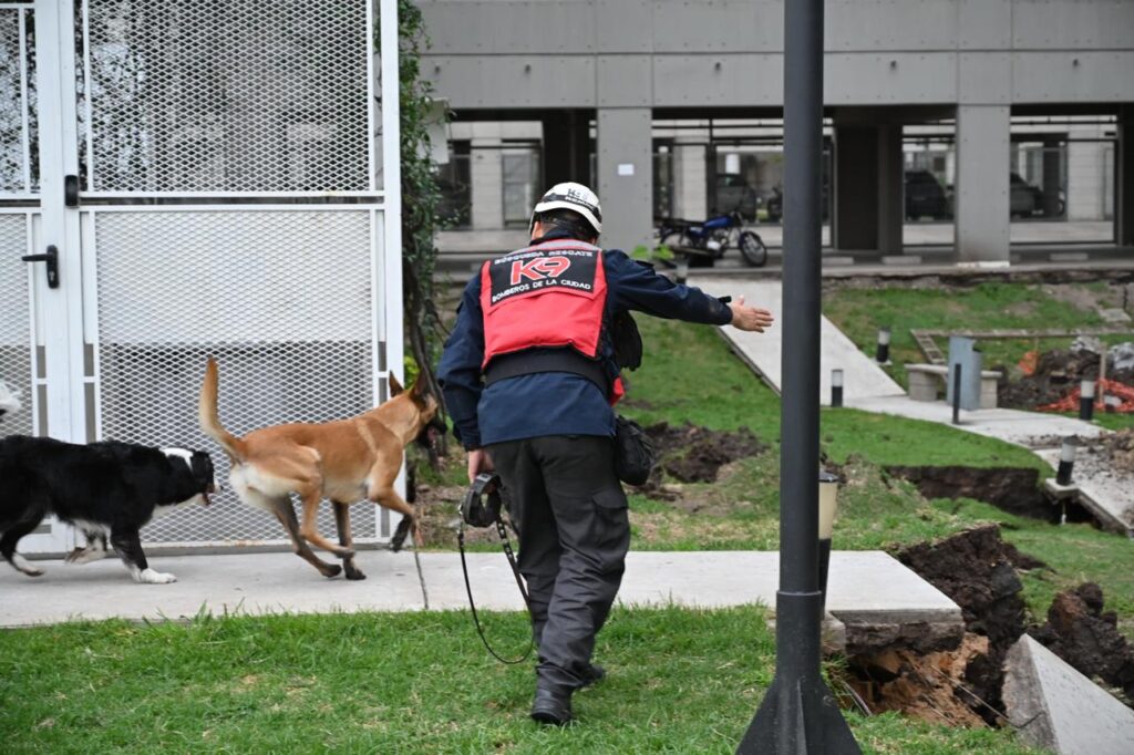 Nueva evacuación en Estación Buenos Aires: se torció una ventana y hay miedo por otro colapso