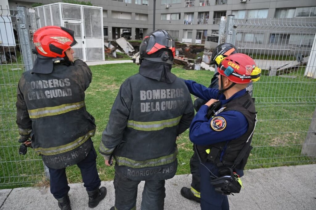 Regreso autorizado en el Complejo Estación Buenos Aires: habilitan las torres evacuadas tras el incidente estructural