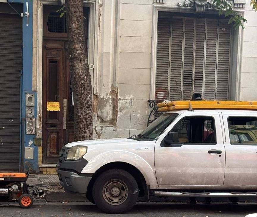 Abasto: desalojan un inmueble en Agüero y San Luis