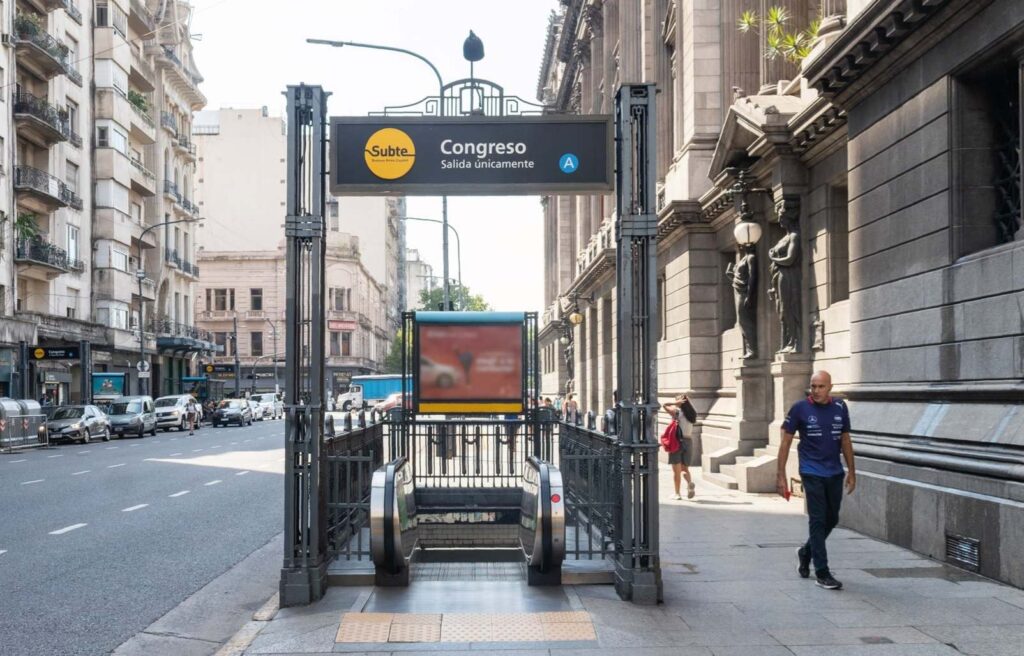 Balvanera: reabre la estación Congreso de la línea A de subtes tras obras de renovación