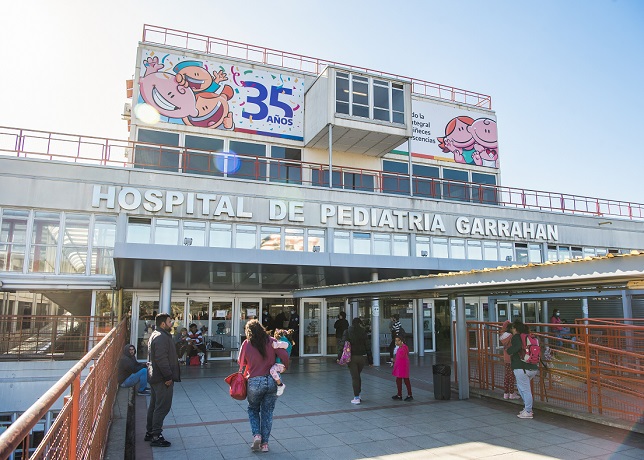El Garrahan realizó con éxito un doble trasplante simultáneo en pacientes pediátricos