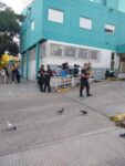La Policía desaloja a personas en situación de calle de la Guardia del Santojanni