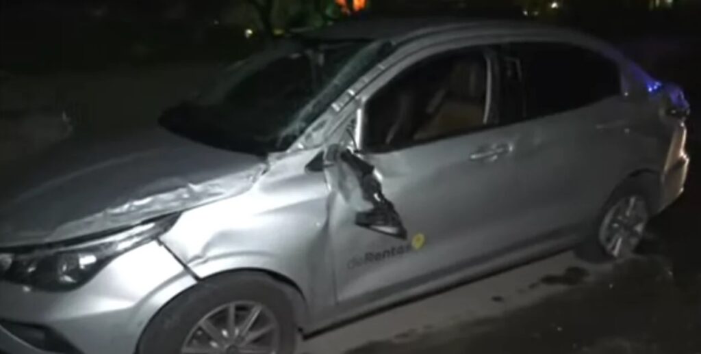 Aeroparque: volcó un auto en la Avenida Cantilo y el conductor fue hospitalizado
