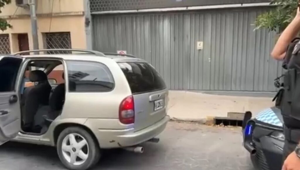 Prisión preventiva para la suboficial que baleó a cuatro personas en un auto de aplicación en Almagro