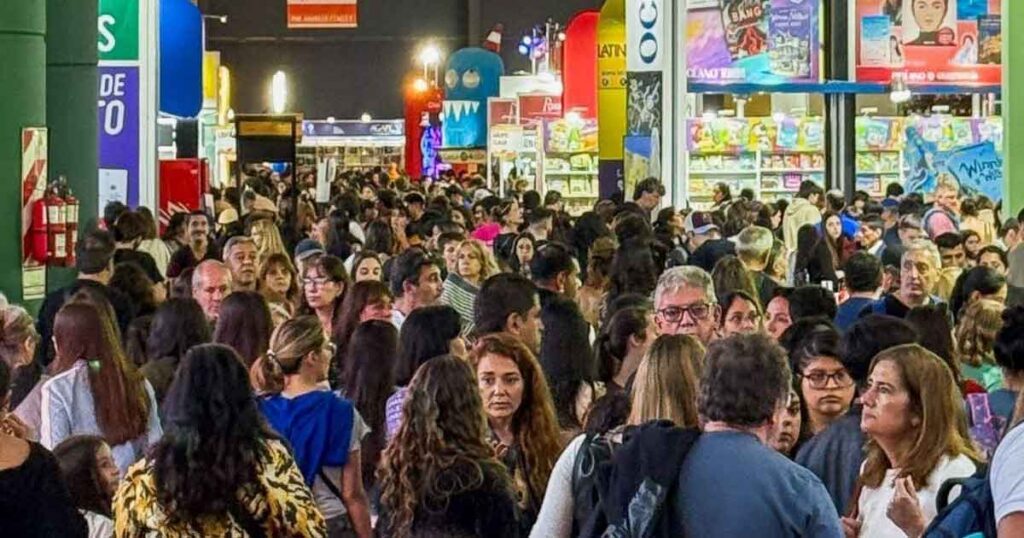 Balance de las Jornadas Profesionales y una agenda cargada de memoria para la 50° Feria del Libro