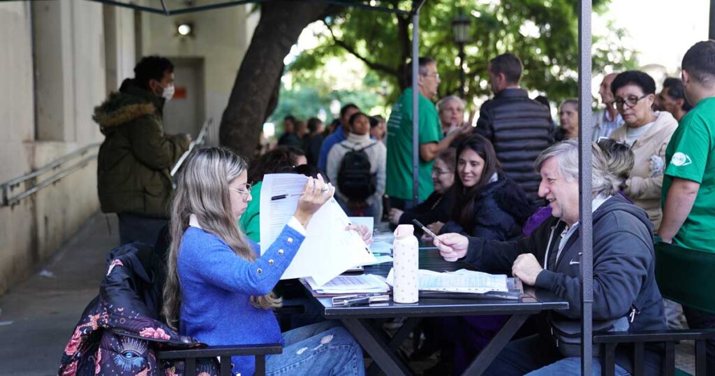 Avanza el programa «Ver para incluir» para garantizar la salud visual en la Ciudad