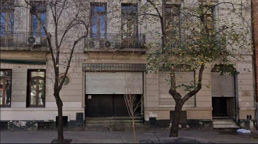 Un joven fue hospitalizado tras asistir a un boliche de San Telmo: la familia denuncia agresión de patovicas